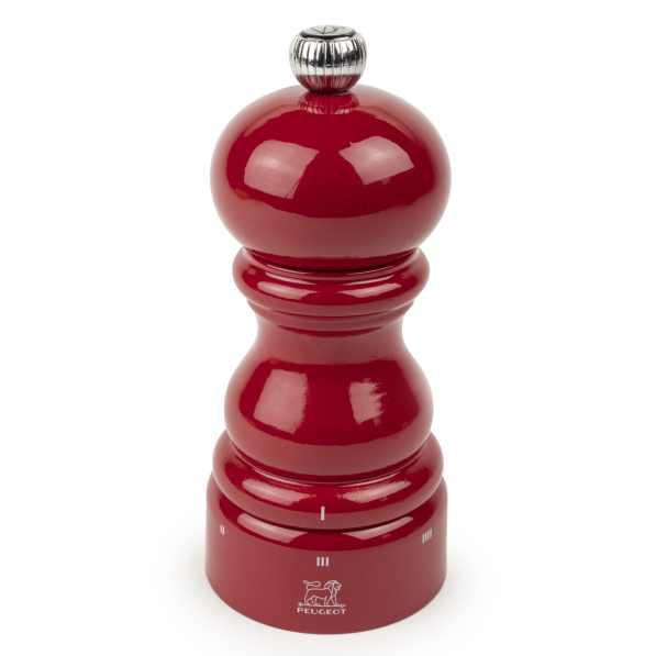 PEUGEOT Paris Lacquer Red Passion 12 cm ciemnoczerwony - młynek do pieprzu drewniany ręczny