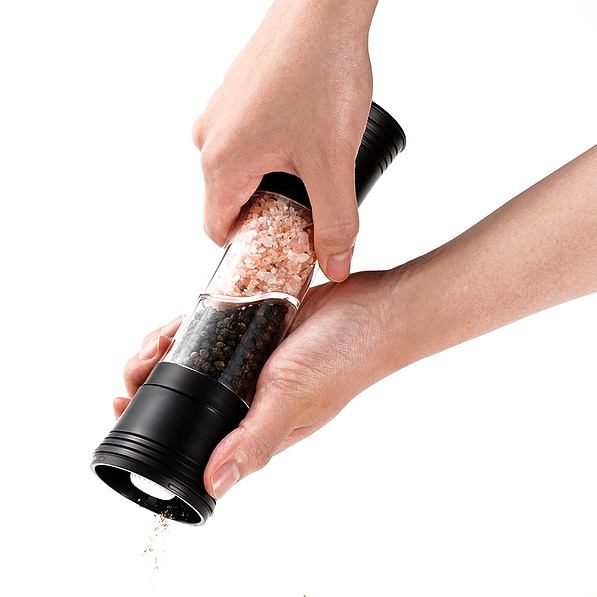 KYOCERA Dual czarny - młynek do soli i pieprzu dwustronny plastikowy ręczny