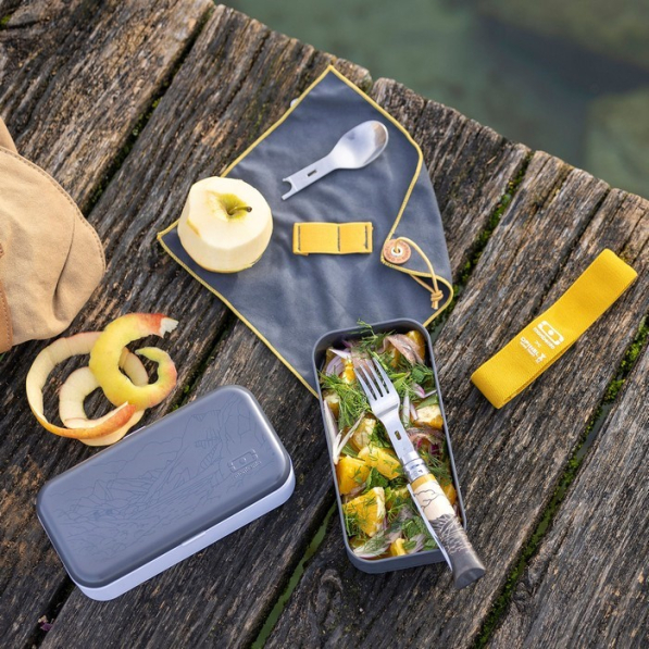 MONBENTO Bento Original 1 l - lunch box / śniadaniówka dwukomorowa ze sztućcami i serwetką OPINEL