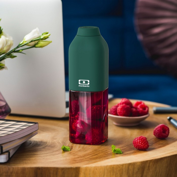 MONBENTO M Positive Green Dark 0,5 l - butelka na wodę tritanowa