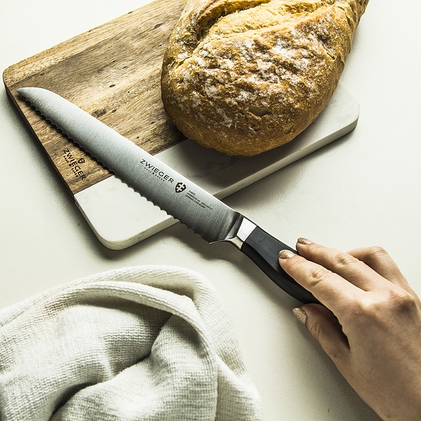 ZWIEGER Forte 20 cm czarny - nóż do krojenia chleba i pieczywa ze stali nierdzewnej