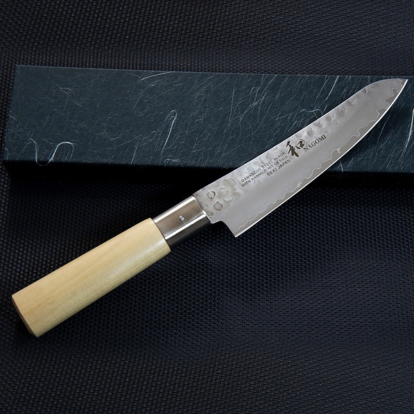 Nóż uniwersalny ze stali nierdzewnej NAGOMI SHIRO KITCHEN KREMOWY 15 cm