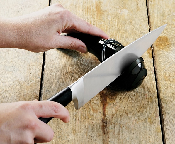 JAMIE OLIVER Knife czarna - ostrzałka do noży ceramiczna