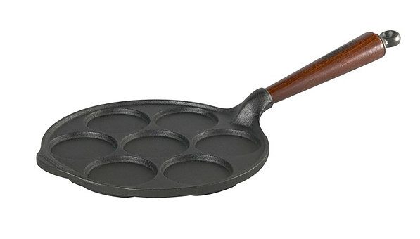 SKEPPSHULT Naural Selection Szkocka 23 cm czarna - patelnia do jajek i placuszków żeliwna