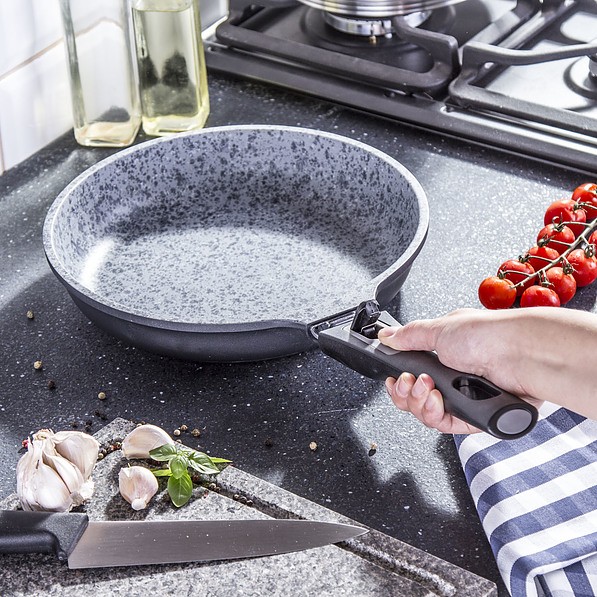 Patelnia granitowa nieprzywierająca KONIGHOFFER ROCHE SZARA 26 cm