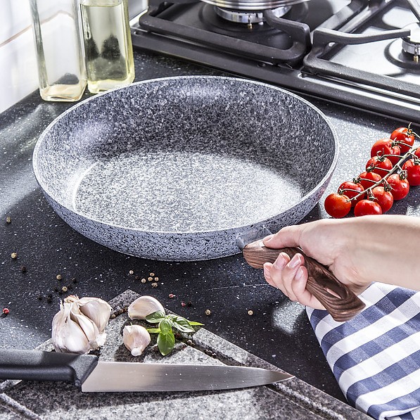 Patelnia granitowa nieprzywierająca KONIGHOFFER VENGA SZARA 30 cm