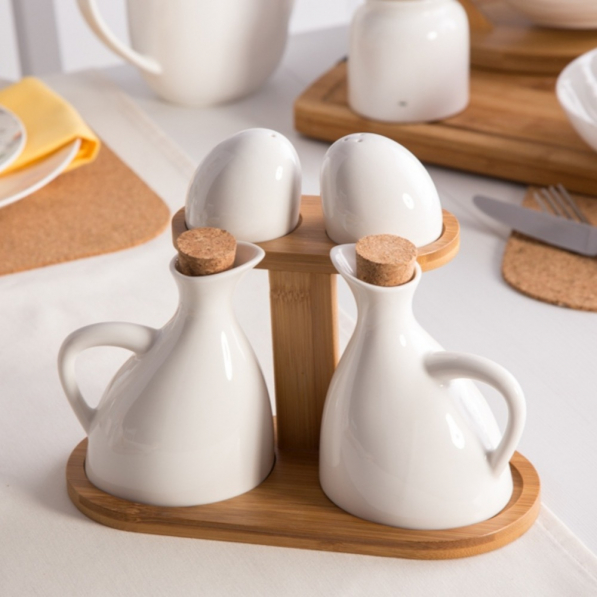 Pojemniki na przyprawy porcelanowe na podstawce REGULAR BIAŁE 4 szt.