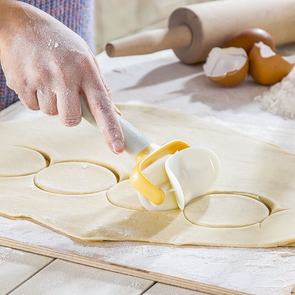 TESCOMA Delicia białe - radełko do ciasta i pierogów plastikowe