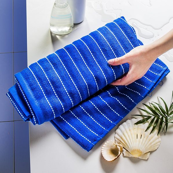 Ręcznik kąpielowy bawełniany MISS LUCY KOBALT NIEBIESKI 70 x 140 cm