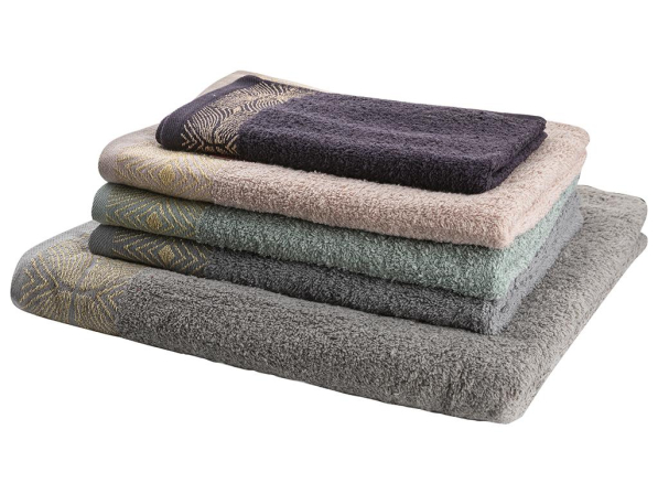 Ręcznik łazienkowy bawełniany MISS LUCY CARLOS BEŻOWY 50 x 90 cm