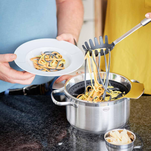 ROESLE Rundgriff - łyżka do makaronu / spaghetti ze stali nierdzewnej