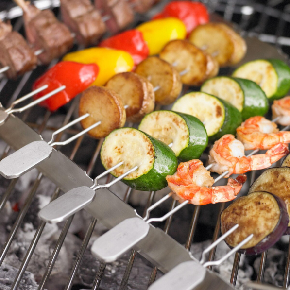 ROESLE BBQ 6 szt. - szpikulce do szaszłyków ze stali nierdzewnej z ramą