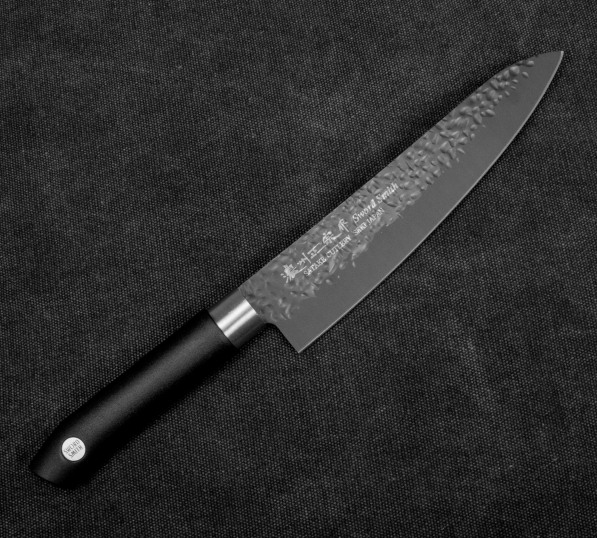 SATAKE Sword Smith 18 cm czarny - nóż szefa kuchni ze stali nierdzewnej 