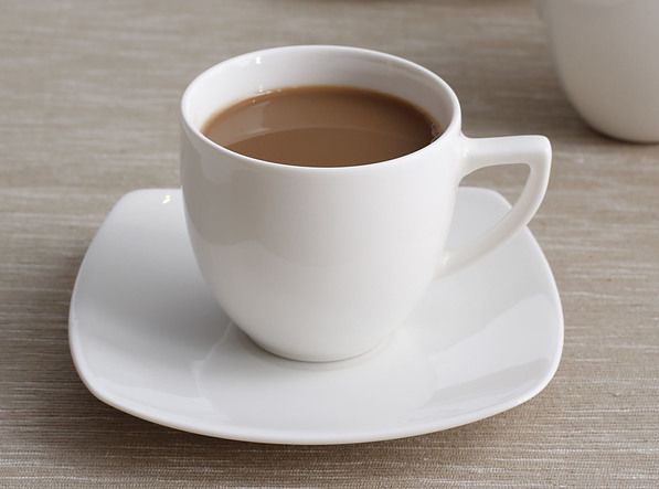 Serwis kawowy porcelanowy HIRUNI FBC KREMOWY na 12 osób (39 el.)
