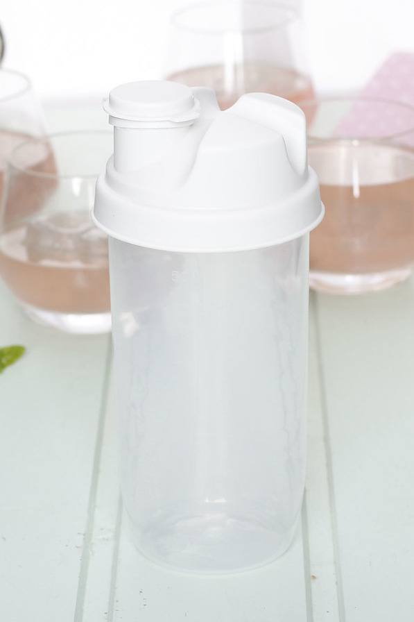 Shaker do odżywek i białka plastikowy PLAST TEAM DUŻY BIAŁY 0,5 l