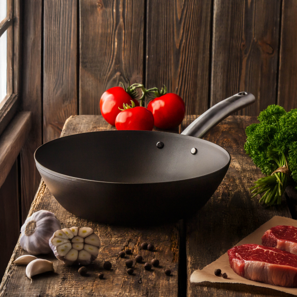 SKOTTSBERG Carbon Steel 24 cm - patelnia / wok ze stali węglowej nieprzywierający