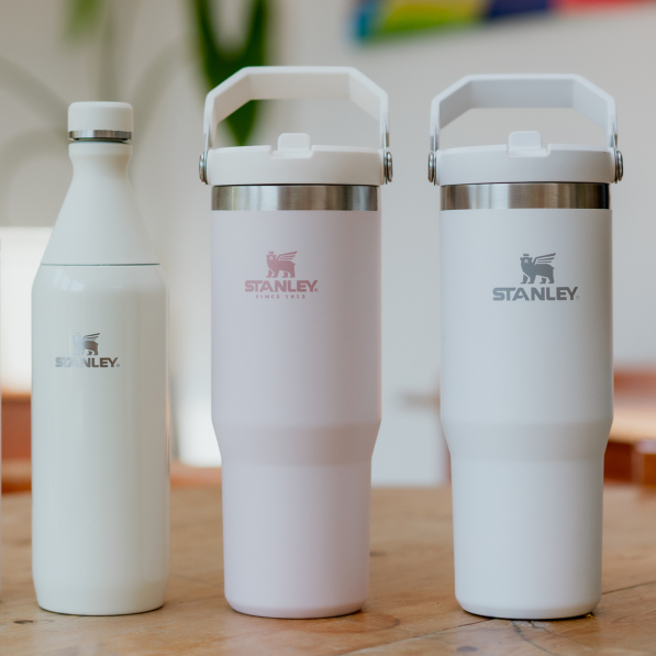 STANLEY IceFlow Flip Straw 890 ml - kubek termiczny ze stali nierdzewnej ze słomką