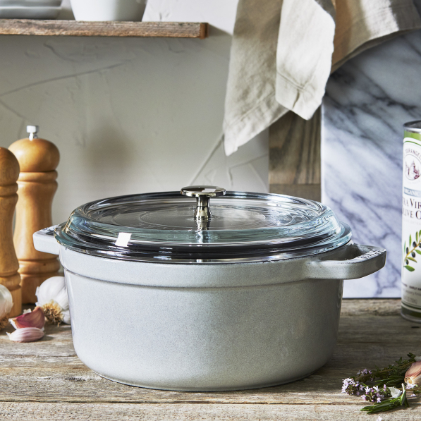 STAUB La Cocotte 3,8 l - garnek żeliwny z pokrywką