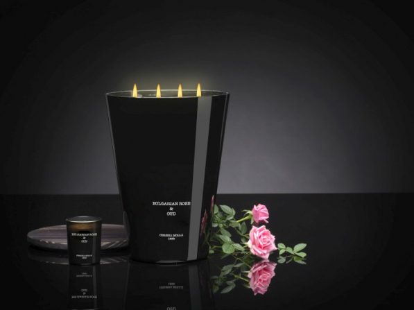 Świeca zapachowa sojowa w słoiku CERERIA MOLLA BOUTIQUE BULGARIAN ROSE AND OUD 3,5 kg