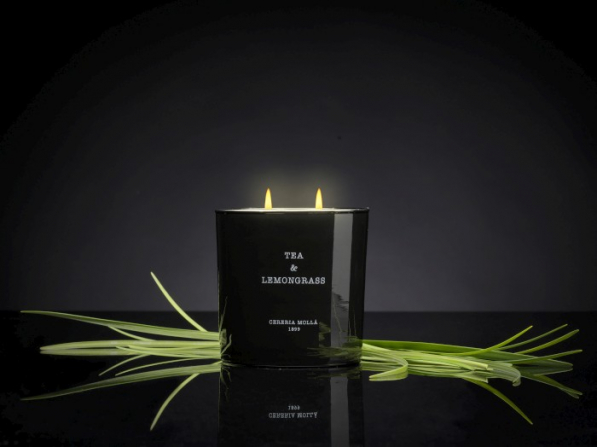 Świeca zapachowa sojowa w słoiku CERERIA MOLLA BOUTIQUE TEA AND LEMONGRASS 600 g