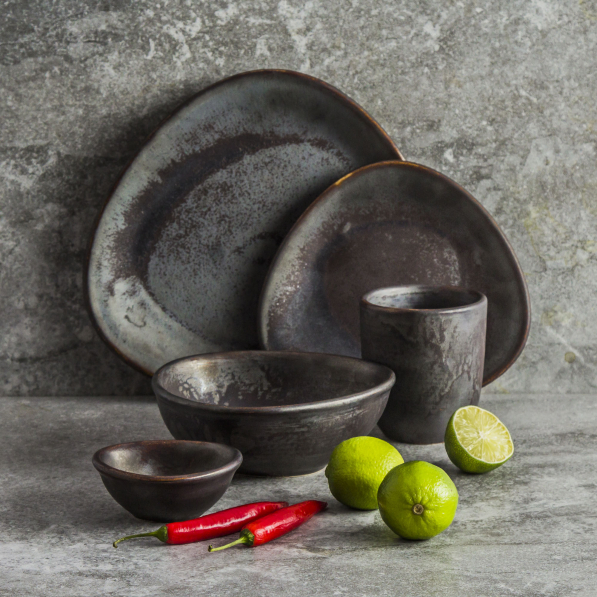 Talerz obiadowy płytki ceramiczny KERA CERAMIKA DELTA CRISTALL HEMATYT 25,5 cm