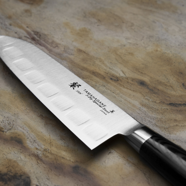 TAMAHAGANE San VG-5 Black 17,5 cm - japoński nóż Santoku ze stali nierdzewnej