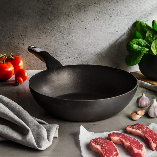 TEFAL Unlimited 28 cm czarna - patelnia / wok tytanowy nieprzywierający