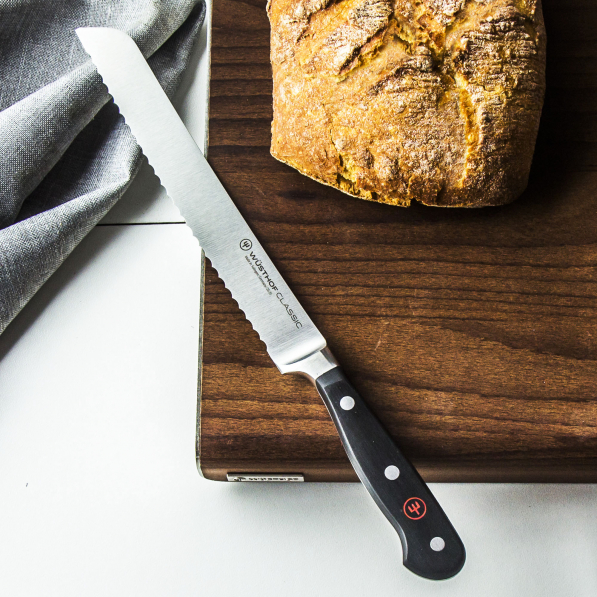 WUSTHOF Classic 20 cm - nóż do chleba ze stali nierdzewnej