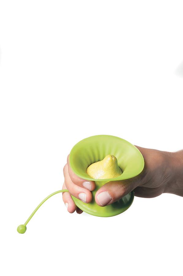 LEKUE Lemon 2 szt. zielone - wyciskarki do cytrusów silikonowe