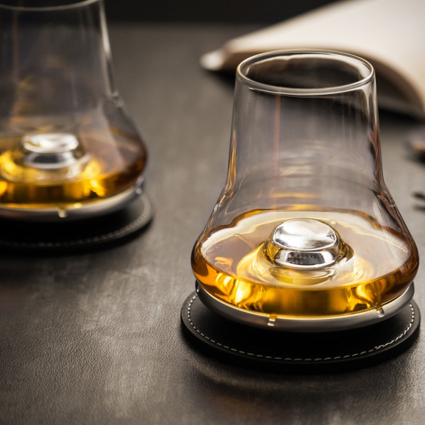 PEUGEOT 2 szt. - szklanki do whisky z podstawkami chłodzącymi i podkładkami