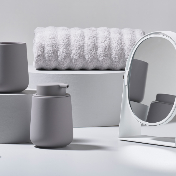 ZONE DENMARK Nova One 250 ml - dozownik do mydła w płynie lub płynu do mycia naczyń porcelanowy