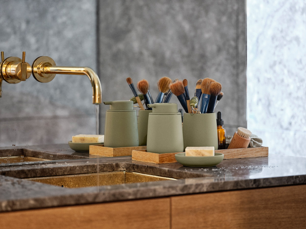 ZONE DENMARK Nova One 250 ml - dozownik do mydła w płynie lub płynu do mycia naczyń porcelanowy
