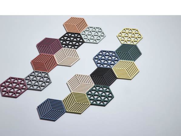 ZONE DENMARK Triangle 16 x 14 cm - podstawka pod garnek silikonowa