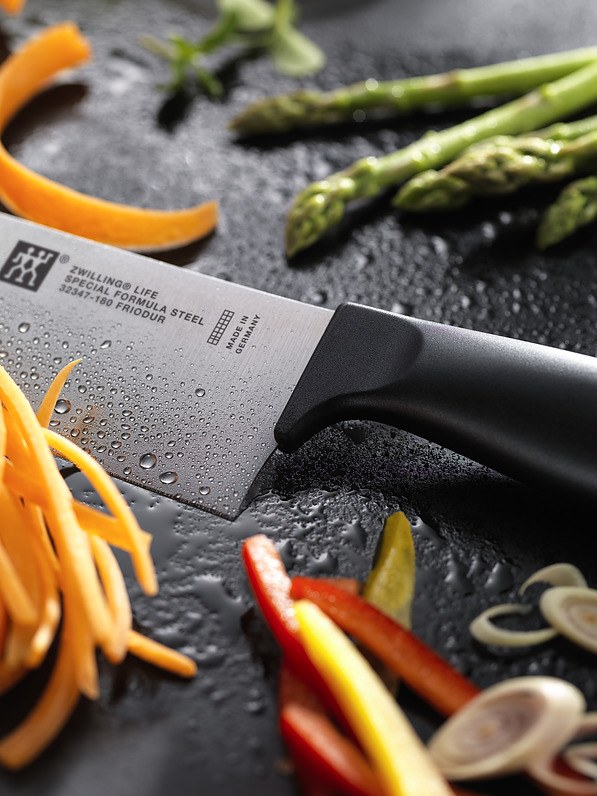 ZWILLING Life 18 cm - nóż japoński Santoku ze stali nierdzewnej