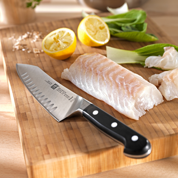 ZWILLING Pro Compact 18 cm - nóż Santoku ze stali nierdzewnej