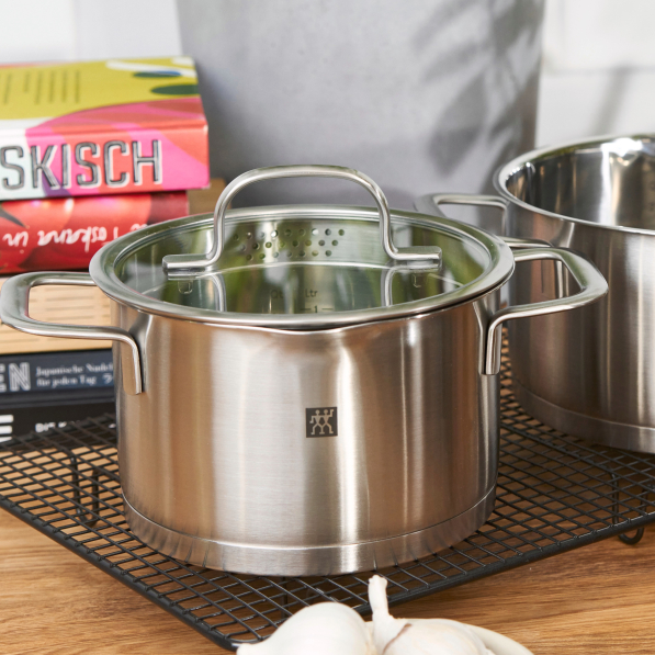 ZWILLING TrueFlow 3,5 l - garnek ze stali nierdzewnej z pokrywką do odcedzania