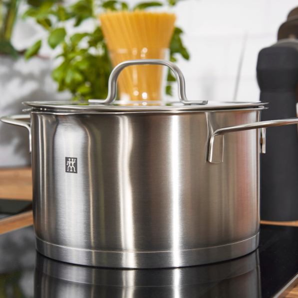 ZWILLING TrueFlow 6 l - garnek ze stali nierdzewnej z pokrywką do odcedzania