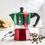 BIALETTI Moka Express Italia na 3 filiżanki espresso (3 tz) czerwono-zielona - kawiarka aluminiowa ciśnieniowa
