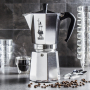 BIALETTI Moka Express na 18 filiżanek espresso (18 tz) – włoska kawiarka aluminiowa ciśnieniowa