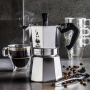 BIALETTI Moka Express na 4 filiżanki espresso (4 tz) - włoska kawiarka aluminiowa ciśnieniowa