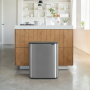 BRABANTIA Touch Bin Bo 2 x 30 l srebrny - kosz do segregacji śmieci ze stali nierdzewnej dwukomorowy