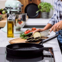 KITCHENAID Classic Forged Aluminium 28 cm - patelnia grillowa ceramiczna nieprzywierająca