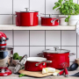 KITCHENAID Steel Core Enamel - zestaw 4 garnków emaliowanych z pokrywkami i akcesoriami