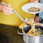 ROESLE 29,5 cm - łyżka do makaronu / spaghetti z miarką ze stali nierdzewnej