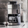 RUSSELL HOBBS Grind And Brew Coffee Machine 1000 W szary - ekspres do kawy przelewowy z młynkiem