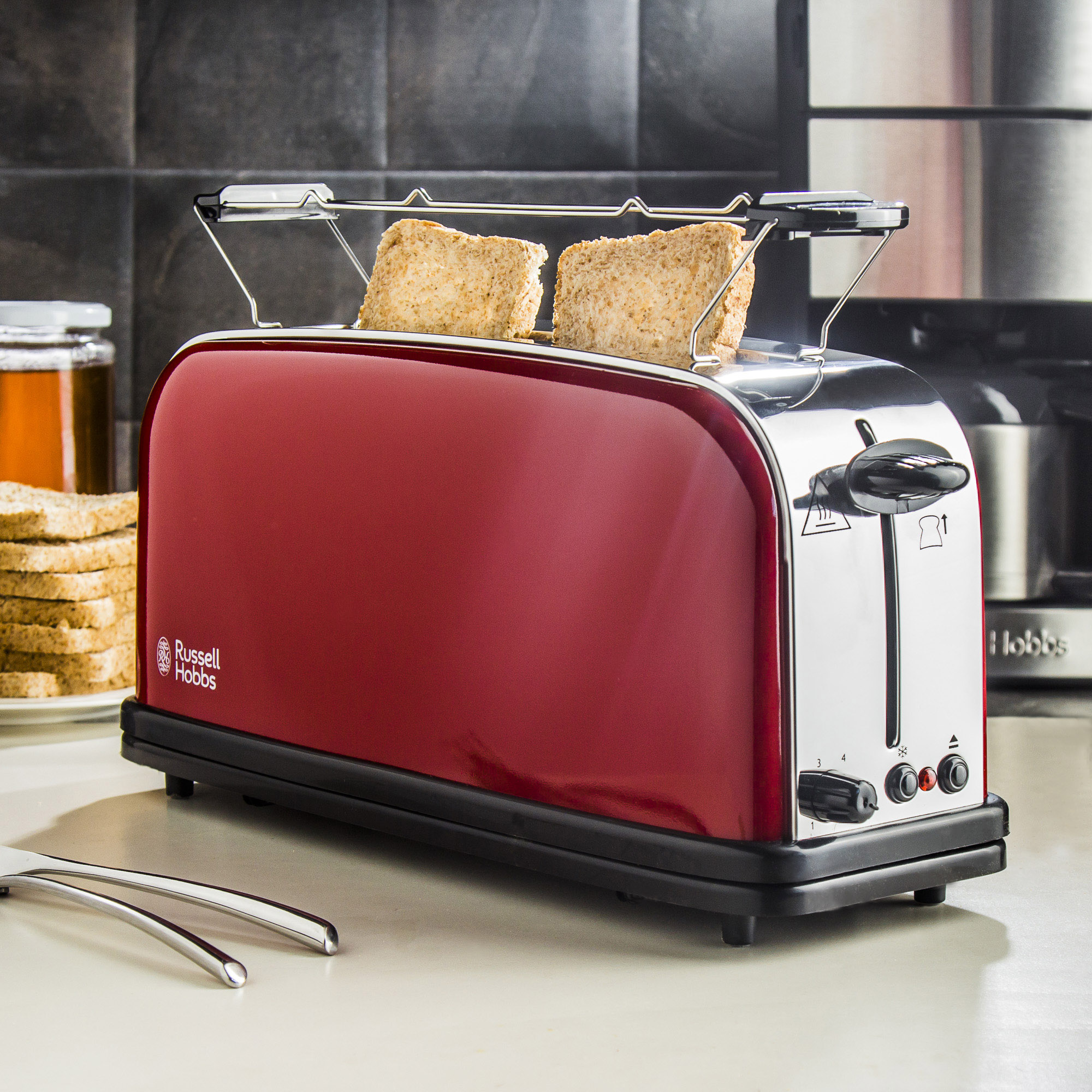 RUSSELL HOBBS Colours Plus Flame Red Long Slot 1000 W czerwony toster opiekacz do kanapek elektryczny ze stali nierdzewnej Garneczki.pl